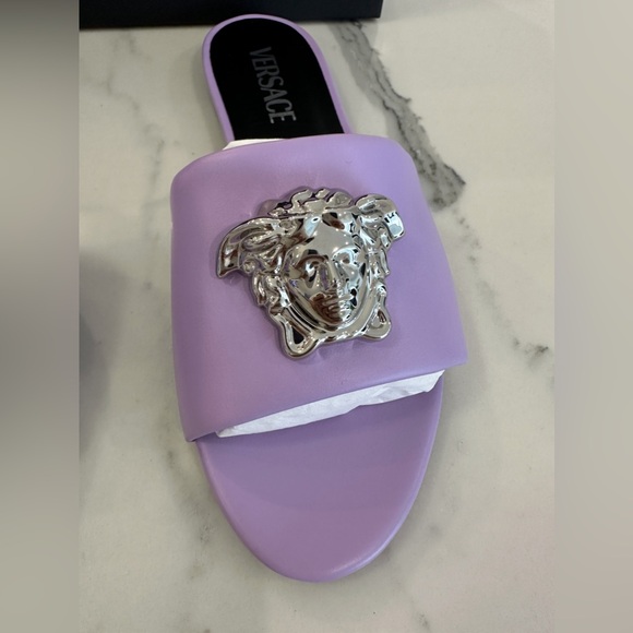 Versace Medusa Logo Slide Sandals - Picture 3 of 10